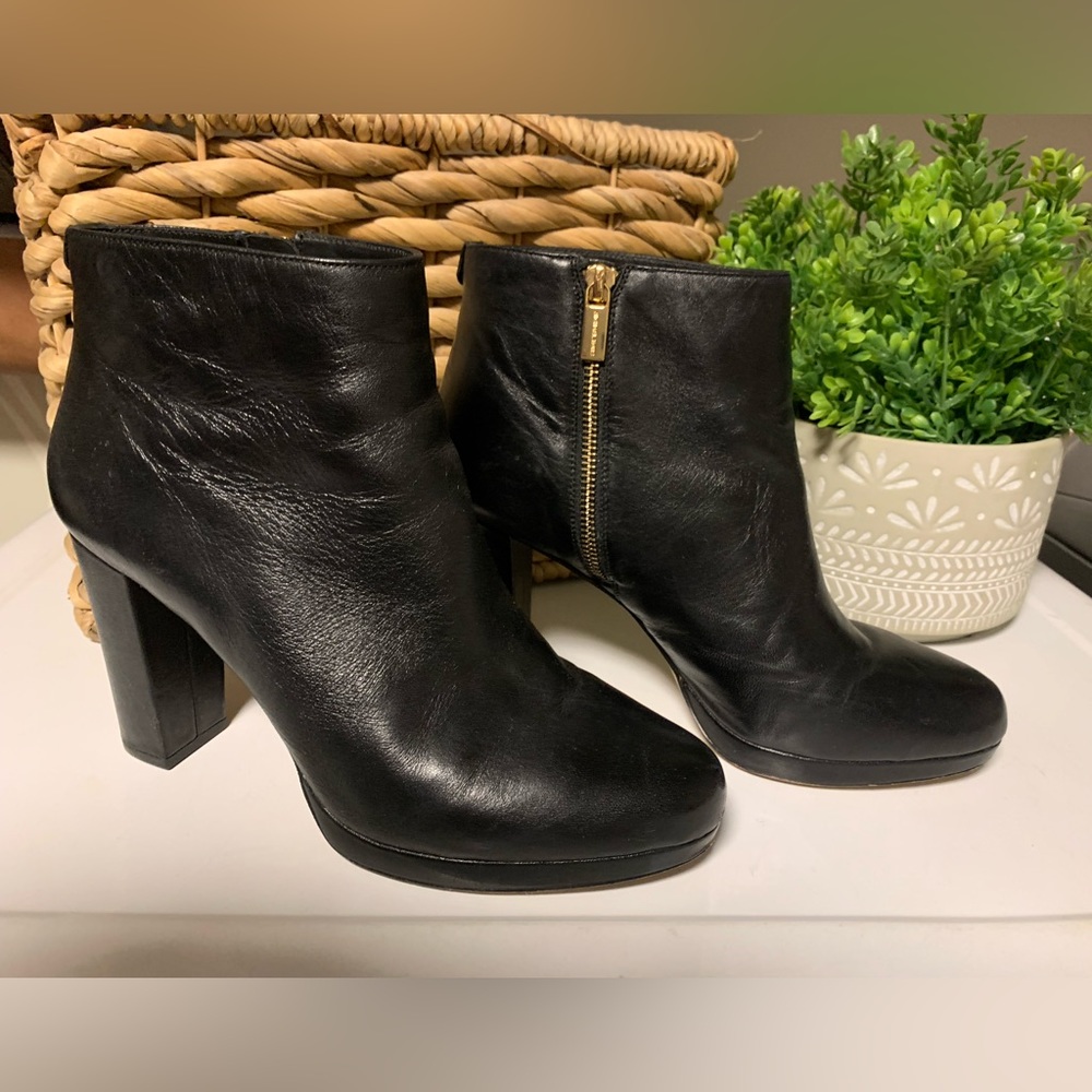 MICHAEL KORS Sammy Platform Bootie
